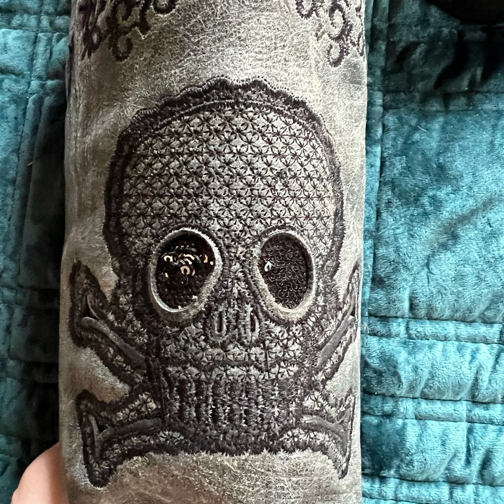 Corral Embroidered Skull Boots - image 5